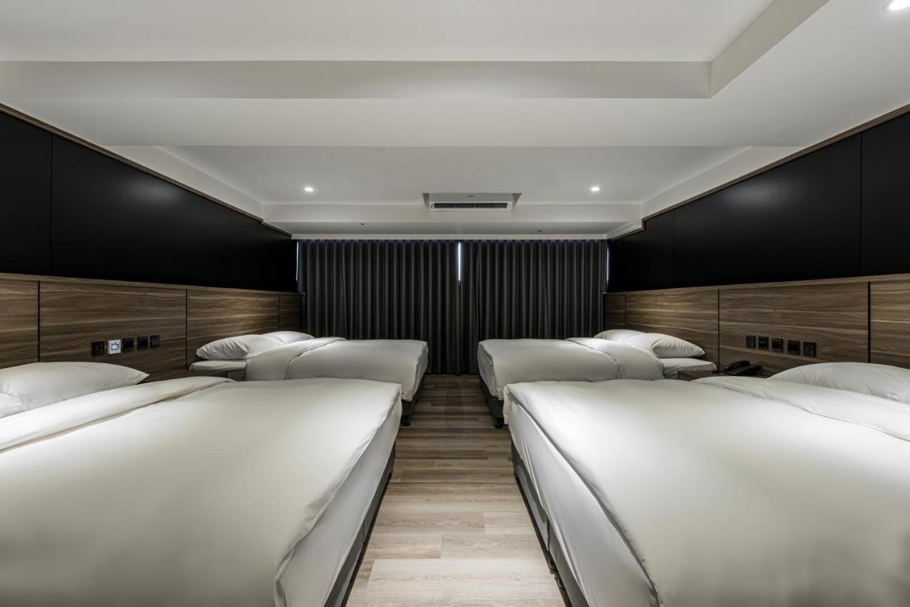 Autumn Willow Hotel Taichung Exterior photo