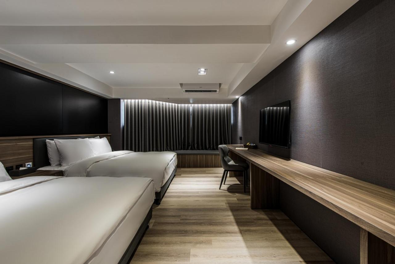 Autumn Willow Hotel Taichung Exterior photo