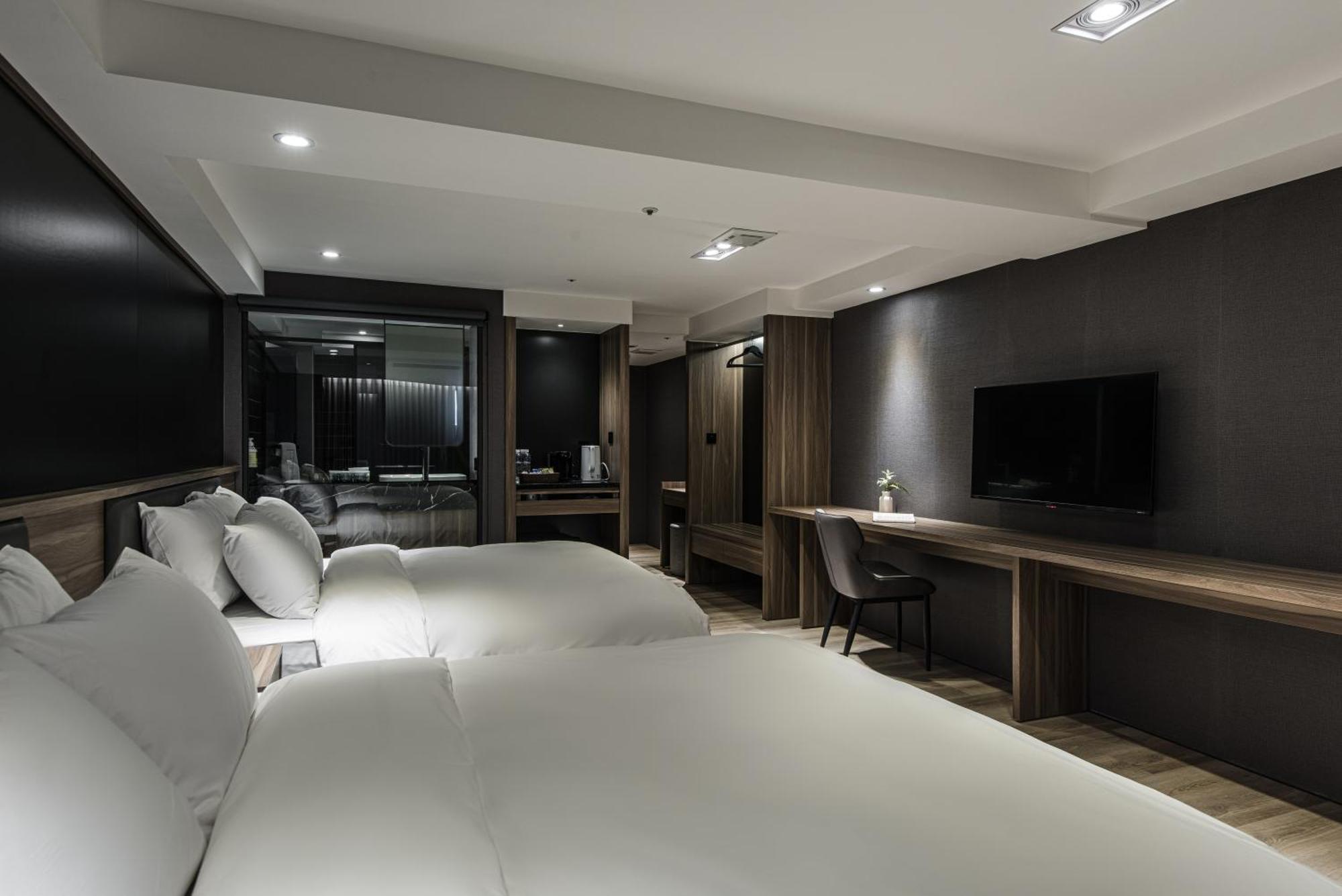 Autumn Willow Hotel Taichung Exterior photo