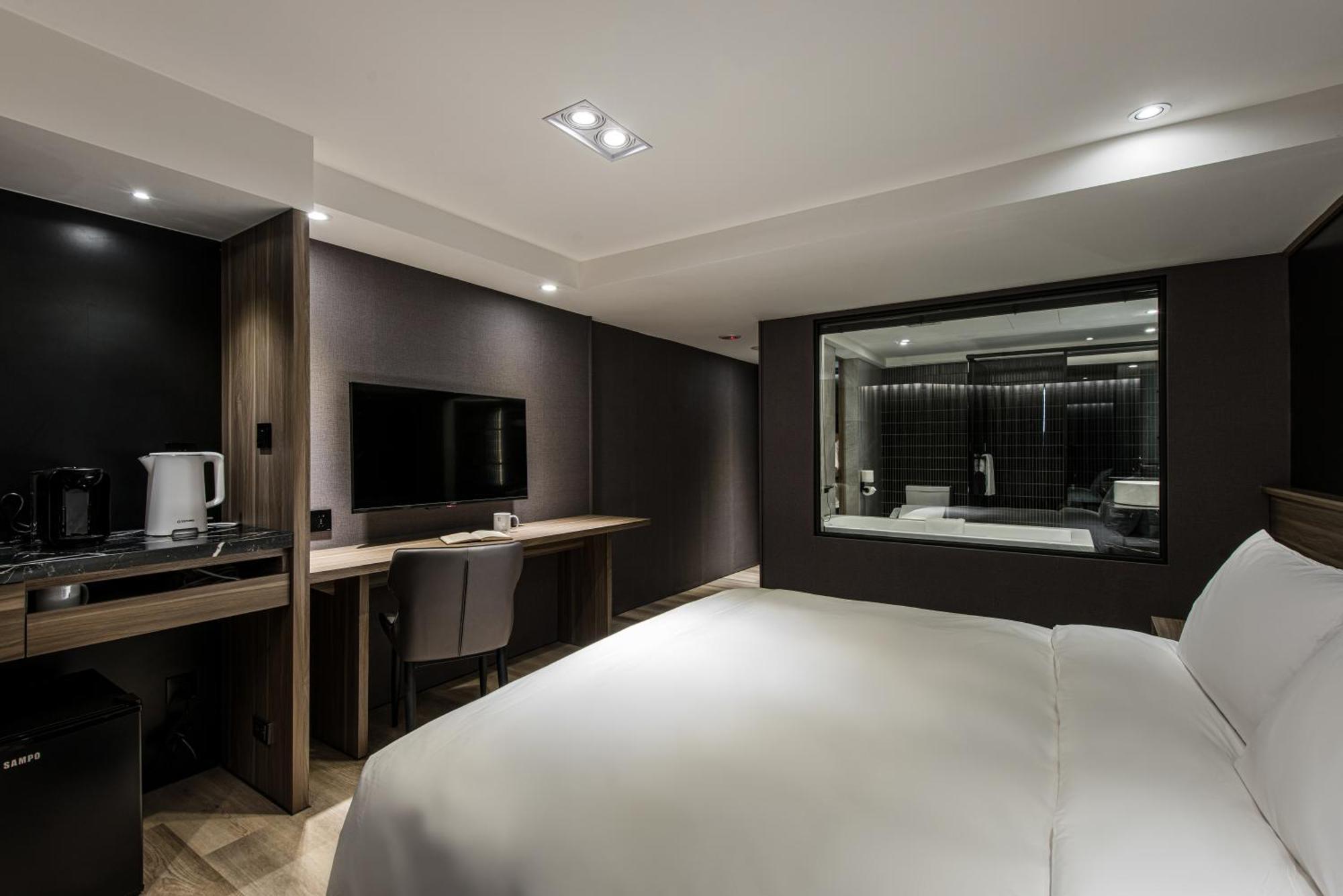 Autumn Willow Hotel Taichung Exterior photo